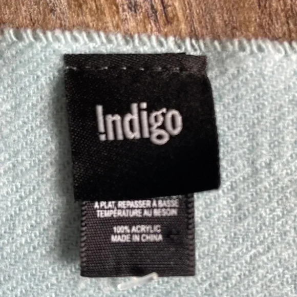 Indigo  | Scarf - Picture 2 of 3